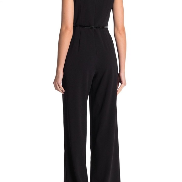 🆕Calvin Klein Surplice Neck Cap Sleeve Jumpsuit - Picture 2 of 4